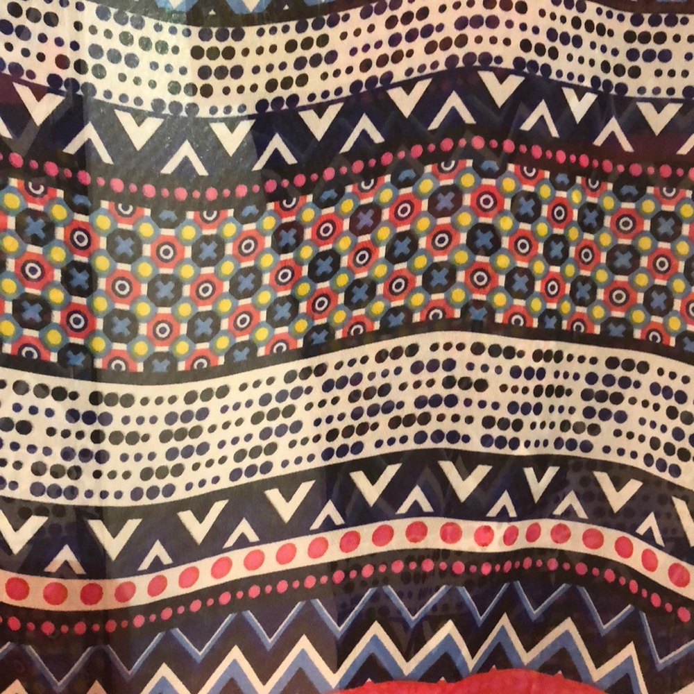 NEW Multi Patterned Blouse - Picture 3 of 4
